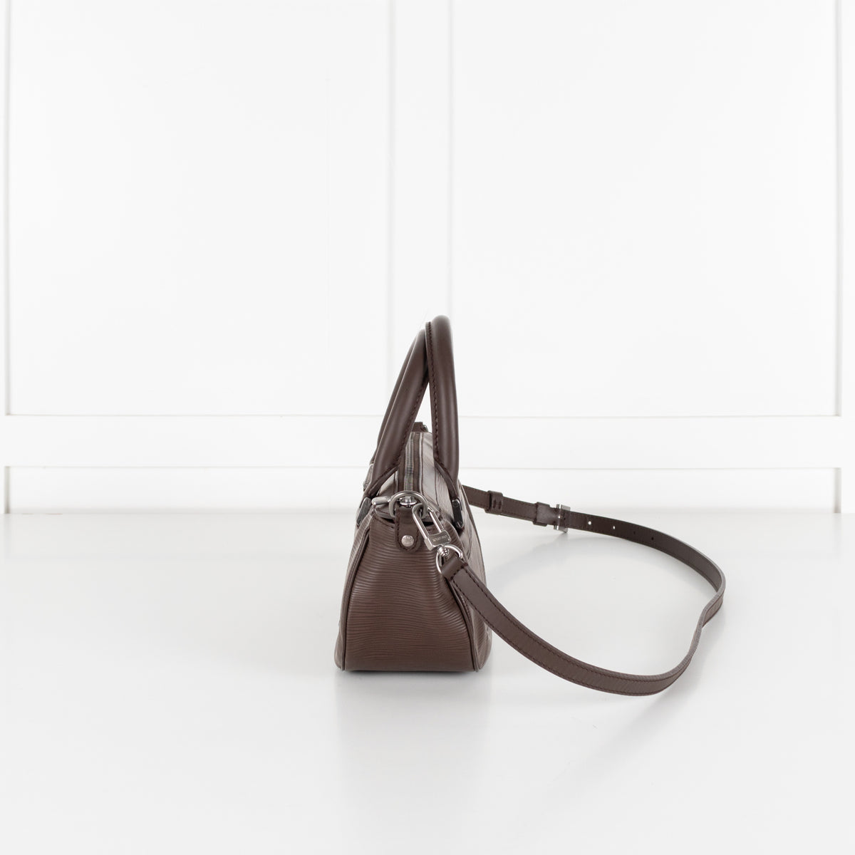 Louis Vuitton Moka Epi Dhanura PM Bag - Image 8