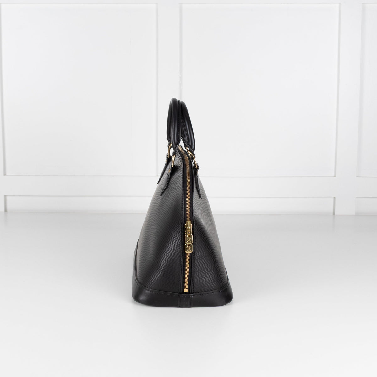 Louis Vuitton Vintage Alma Black in Epi Leather - Image 8