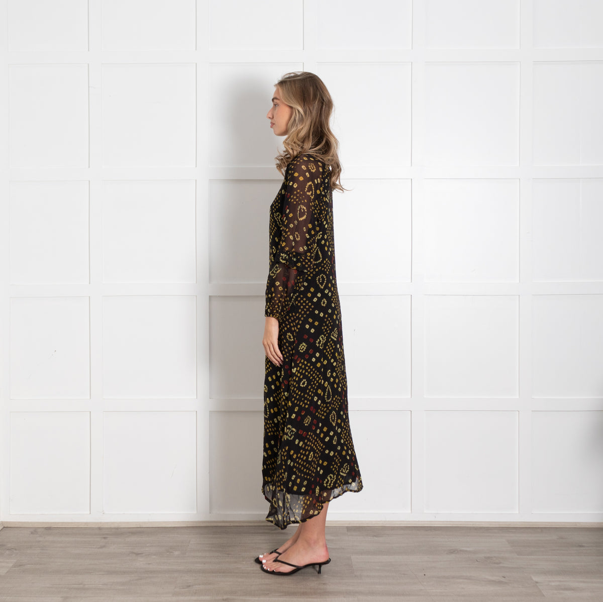 Maison Hotel Black Yellow Print Dress - Image 4