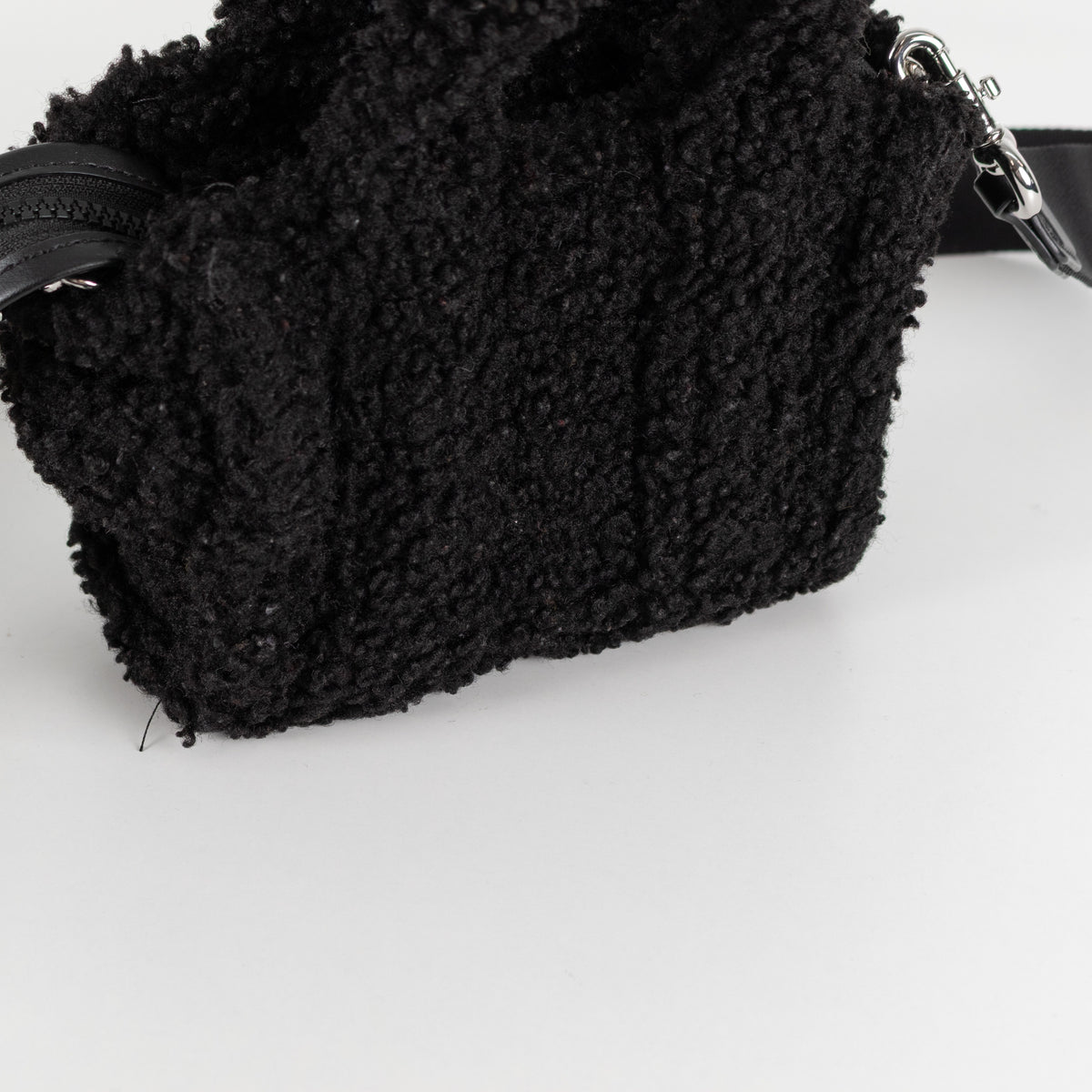 Marc Jacobs Black Teddy Micro Tote Handle and Strap Bag - Image 15