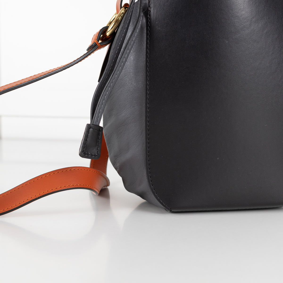 Marni Gusset Leather Black, Grey & Orange  Bag - Image 14