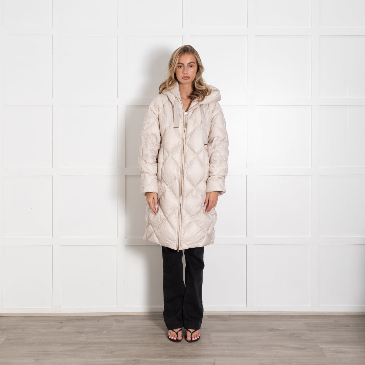 Max Mara The Cube Trefe  Cream Hooded Quilted Long Coat - Image 1