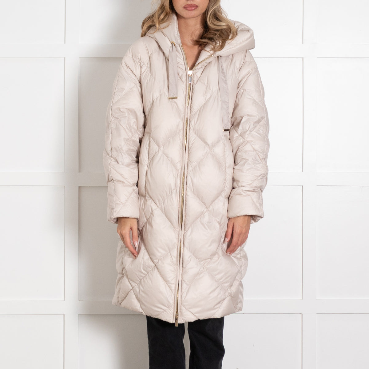 Max Mara The Cube Trefe  Cream Hooded Quilted Long Coat - Image 2