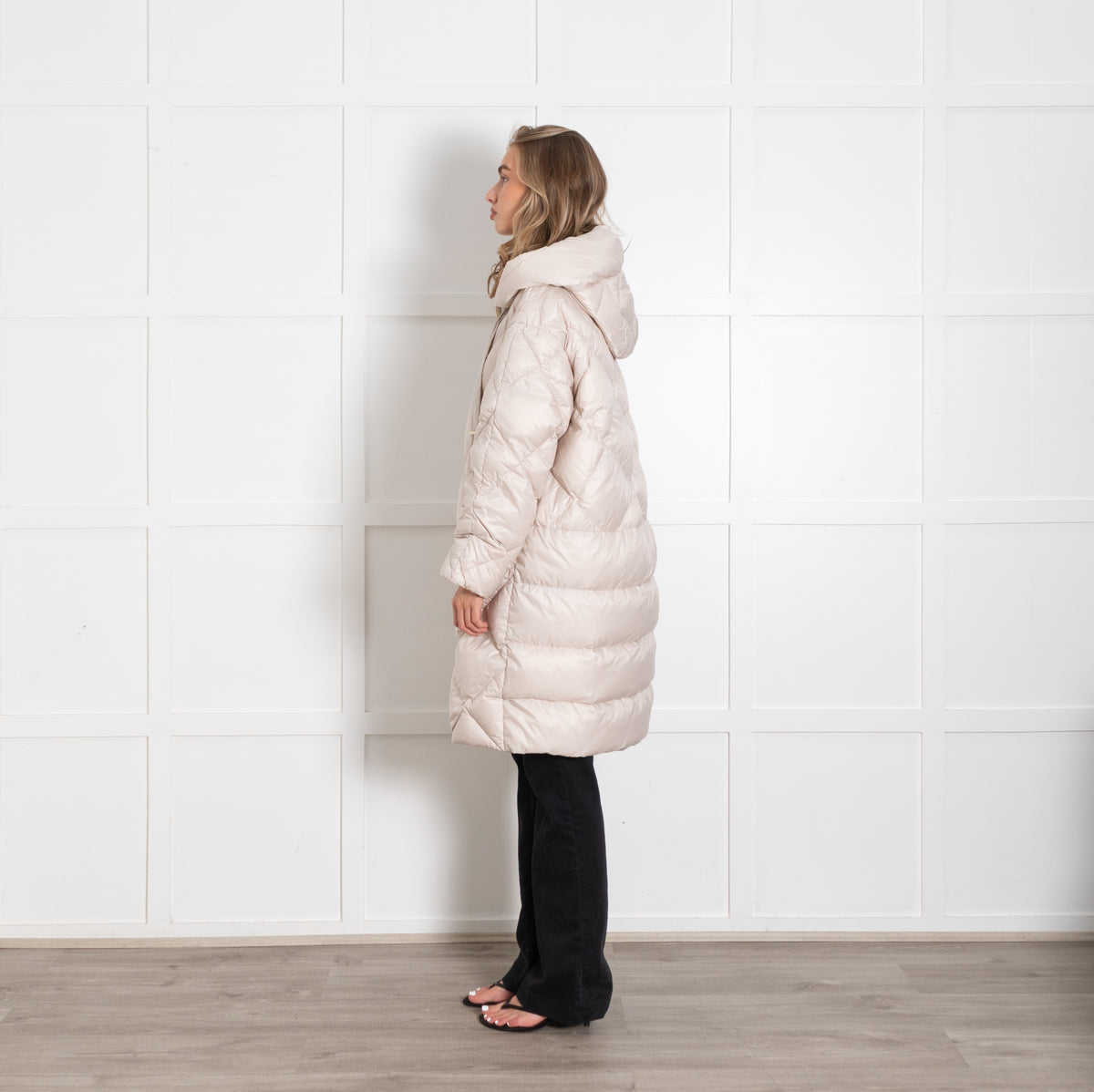 Max Mara The Cube Trefe  Cream Hooded Quilted Long Coat - Image 4