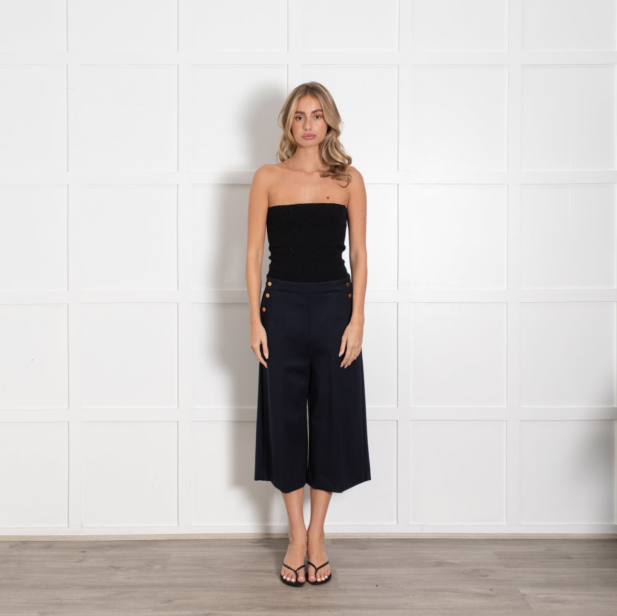 Max Mara Navy Gold Buttons Wool Blend Culottes - Image 1