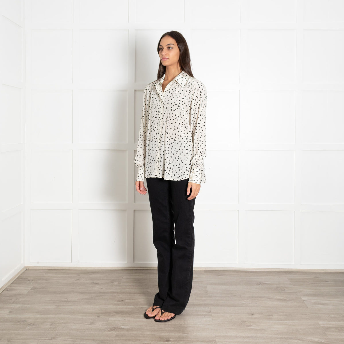 Max Mara Studio Ivory All Over Heart Print Silk Shirt - Image 3
