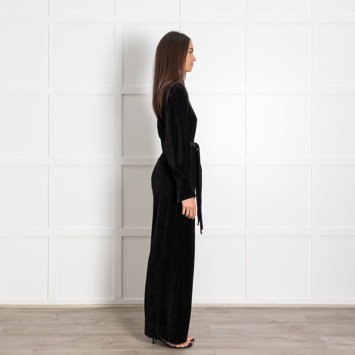Me+ Em Black Velvet Long Sleeve Jumpsuit with Collar and Front Zipper - Image 6