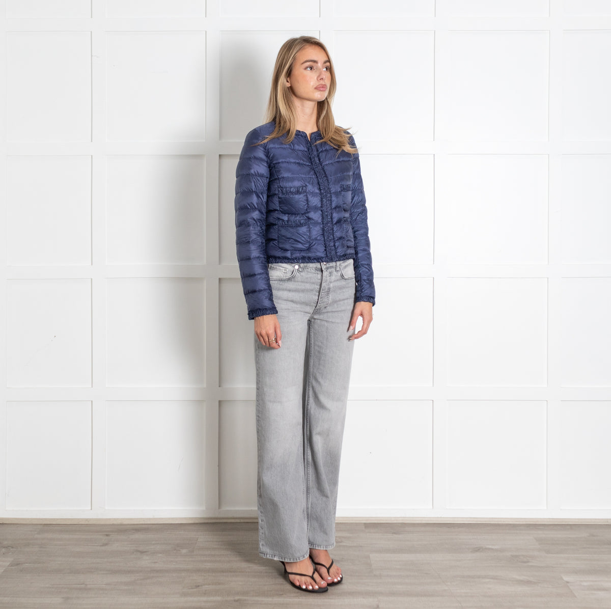 Moncler Navy Blue Fitted Quilted Jacket - Image 7