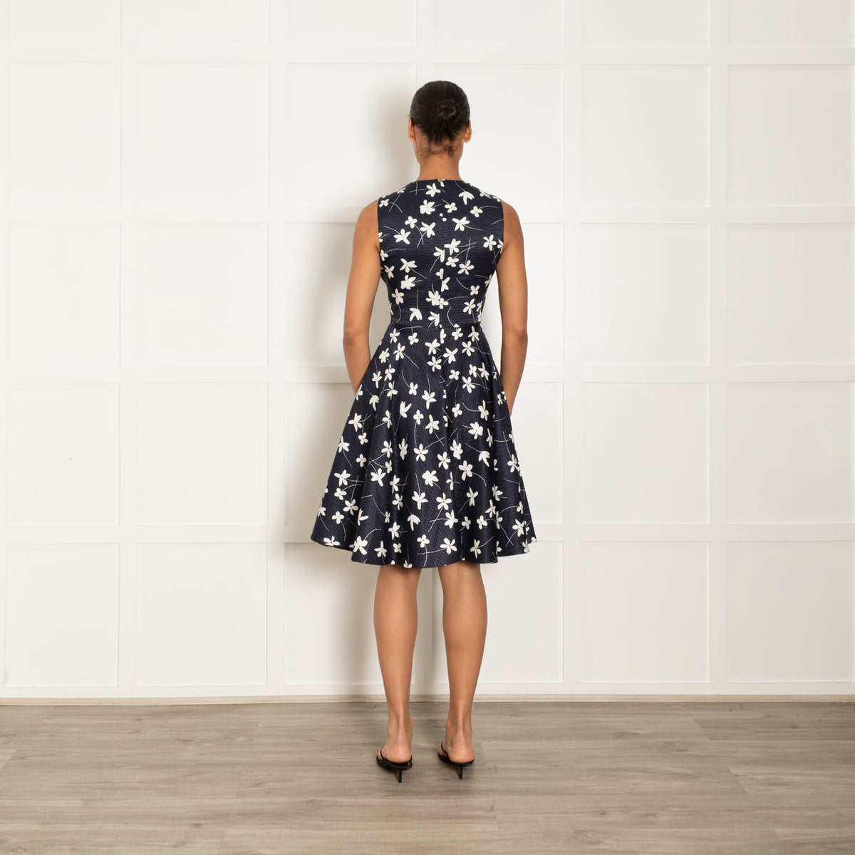 CH Carolina Herrera Navy White Red Flower Jacquard Floral Print Textured Fit & Flare Dress