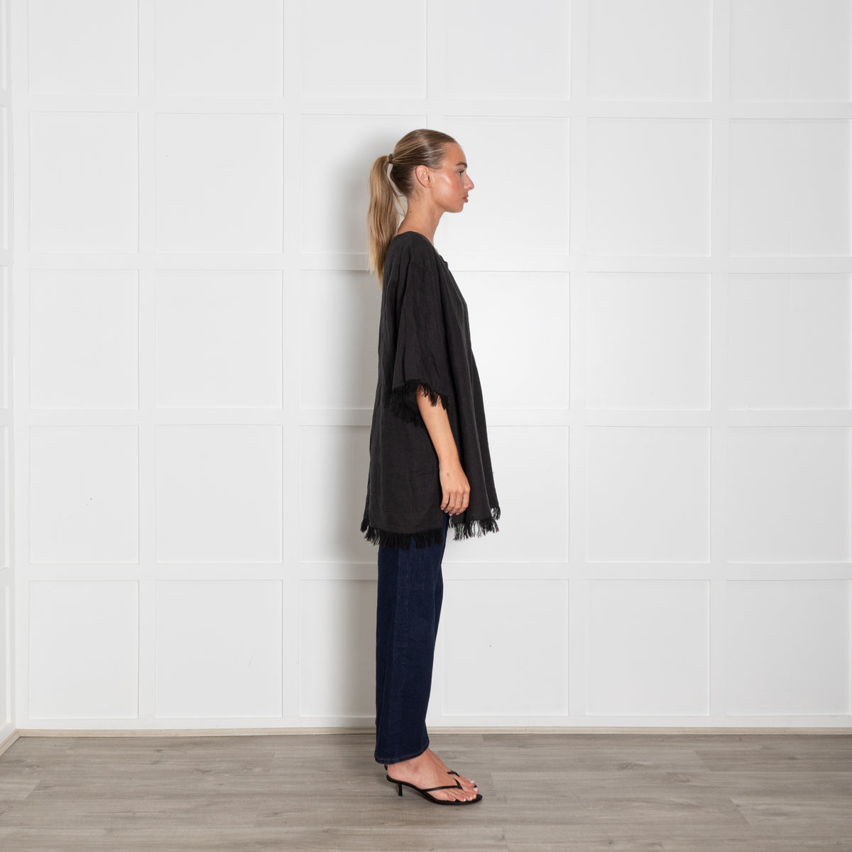 Fil De Vie Black Linen Top With Fringing