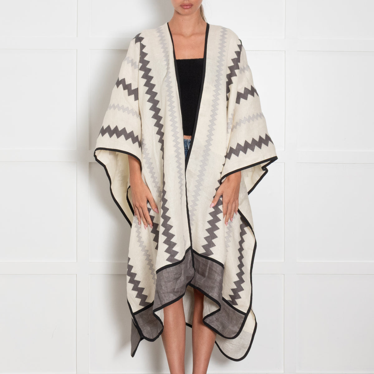 Vita Kin Linen Cream With A Grey Zig Zag Detail Wrap