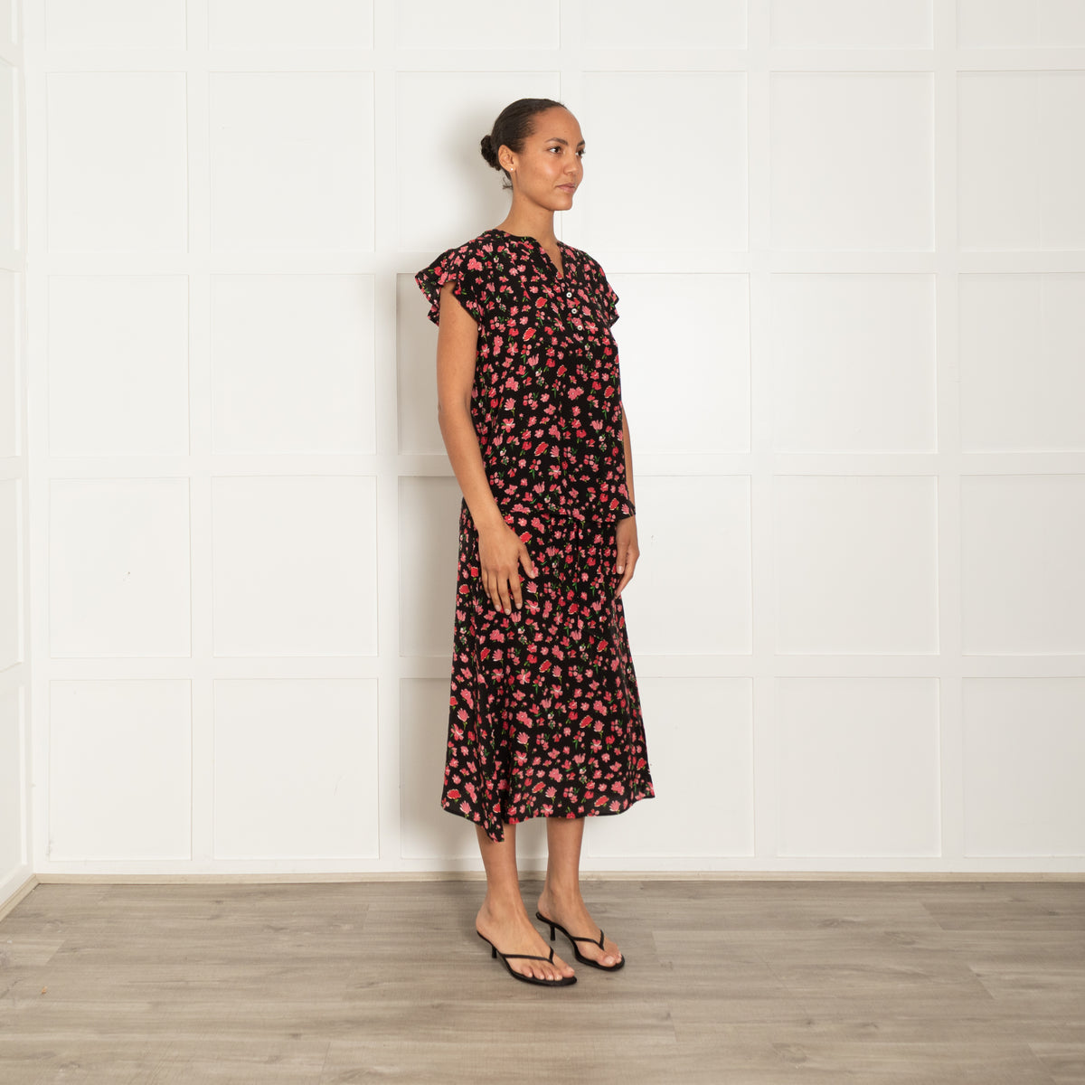 Pyrus Black Pink Red Floral Print Sleeveless Silk Top