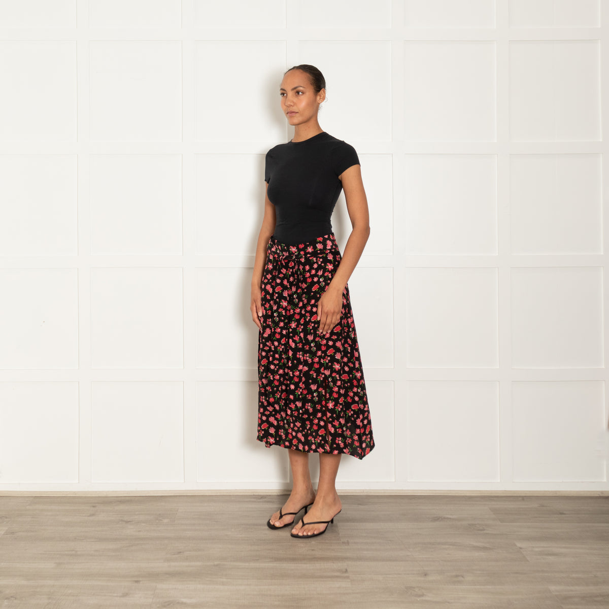Pyrus Black Pink Red Floral Print Midi Skirt