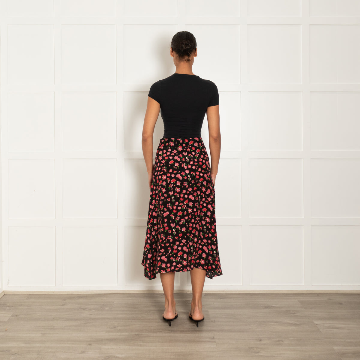 Pyrus Black Pink Red Floral Print Midi Skirt