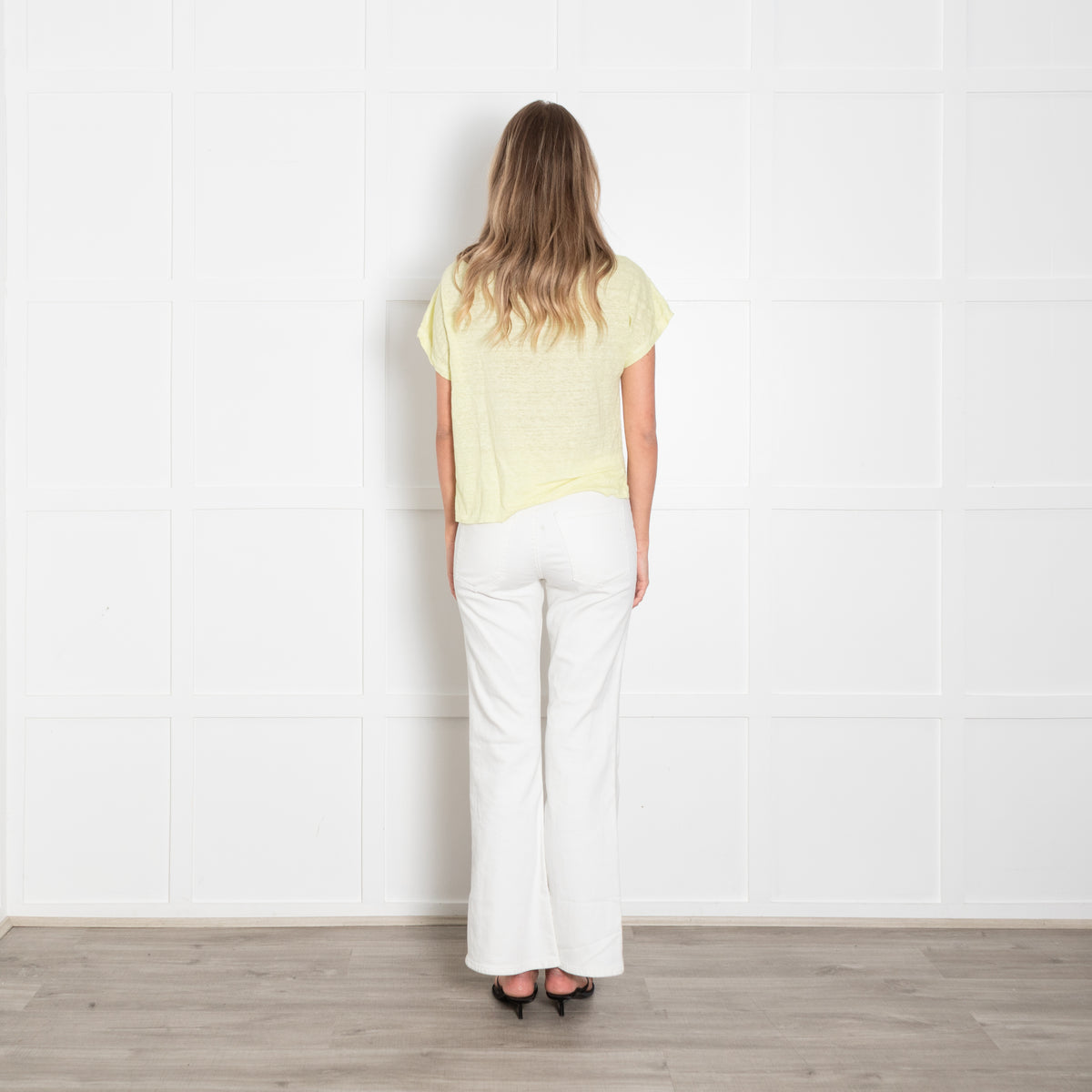 120% Lino Lime Green Broderie Anglaise Short Sleeve Top