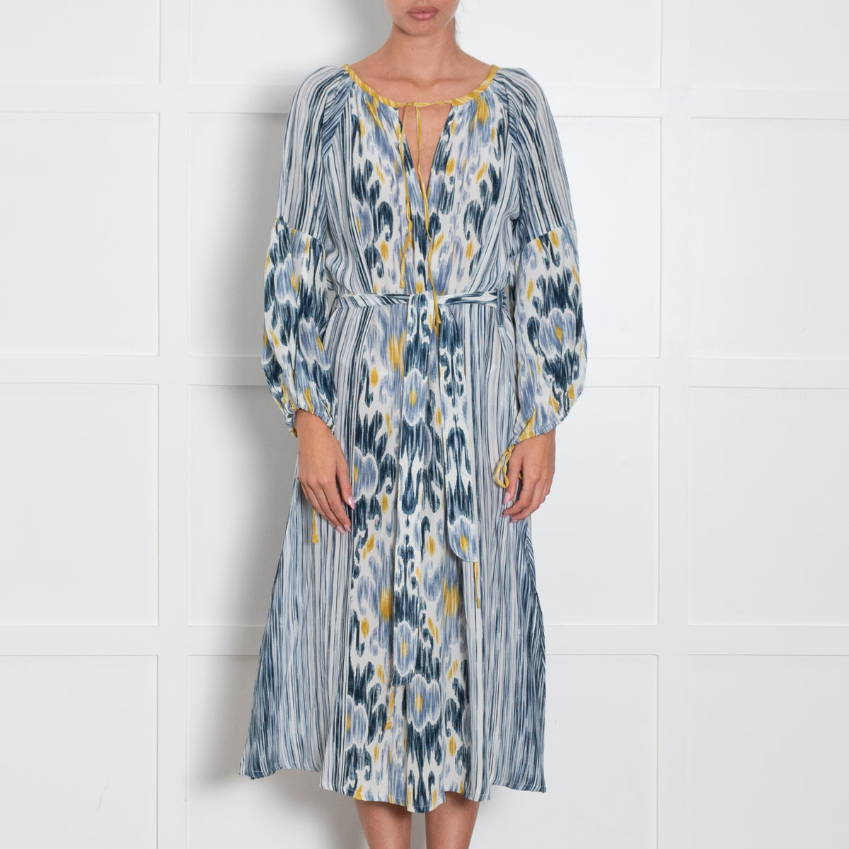 D'Ascoli Cream Blue Yellow Belted Sleeved Silk Dress