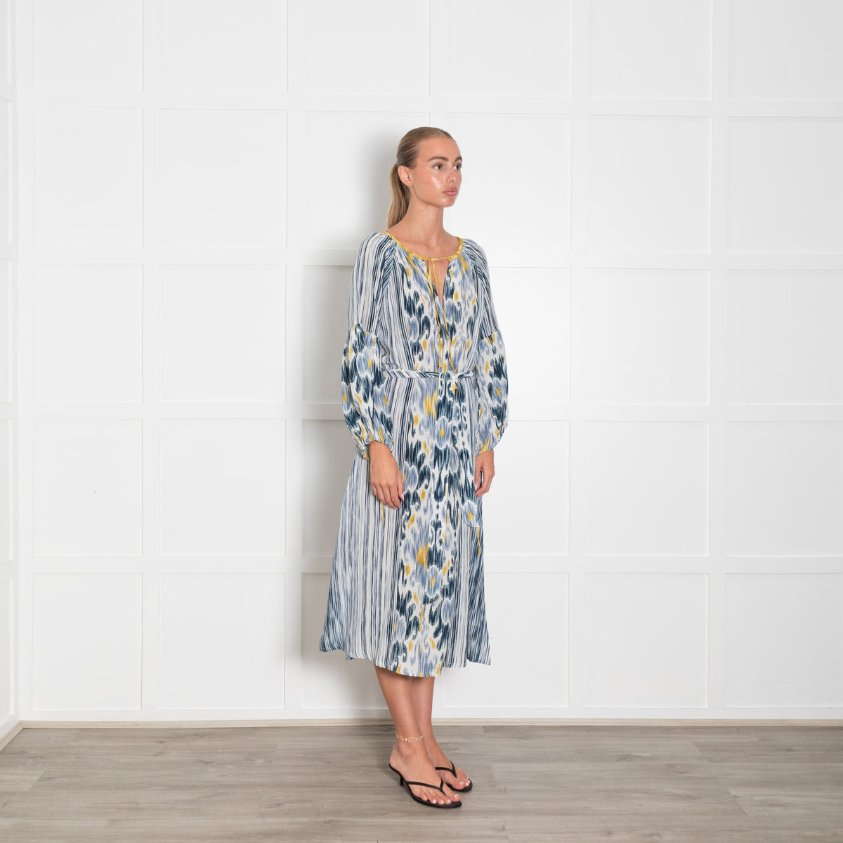 D'Ascoli Cream Blue Yellow Belted Sleeved Silk Dress