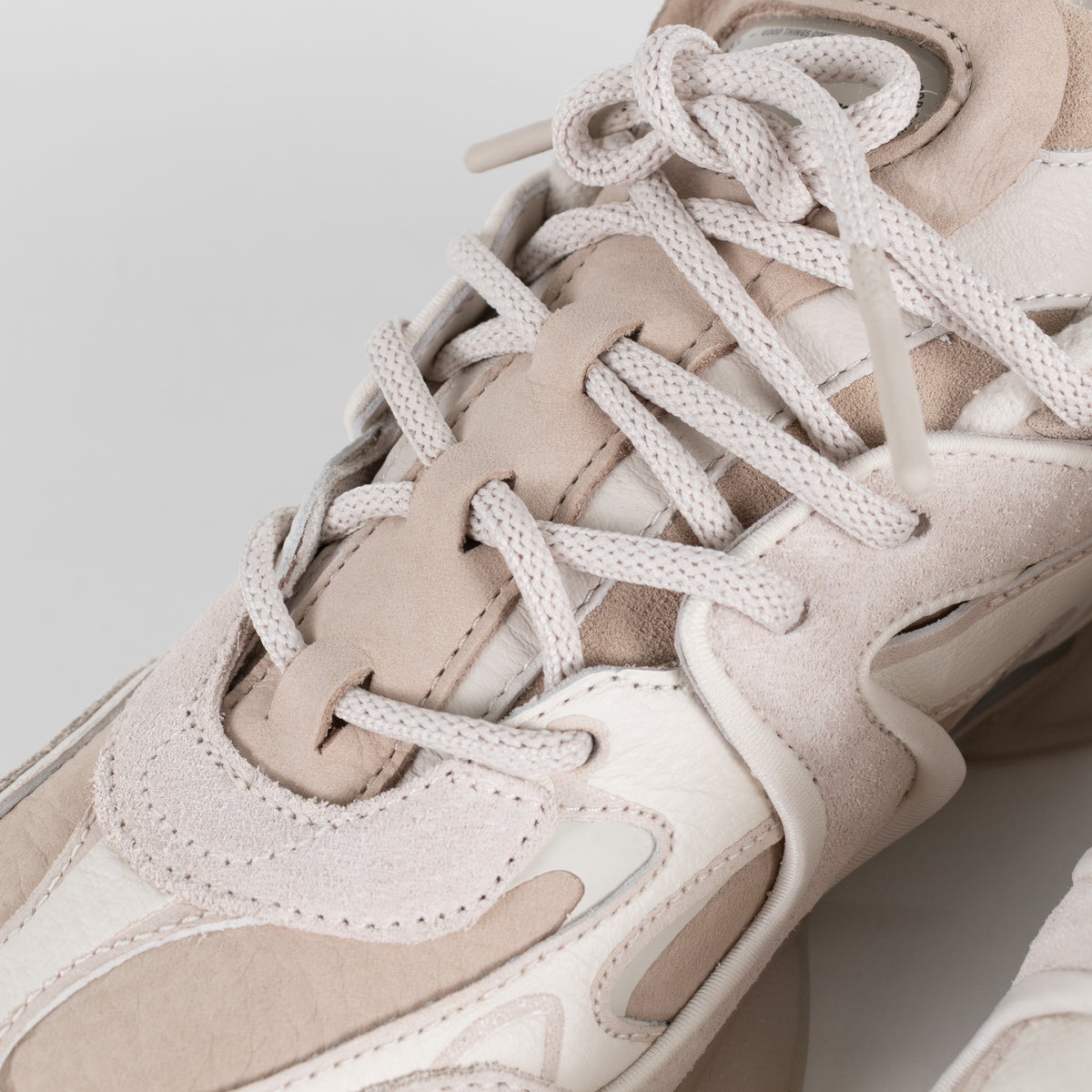 Axel Arigato Beige Eris Sneaker