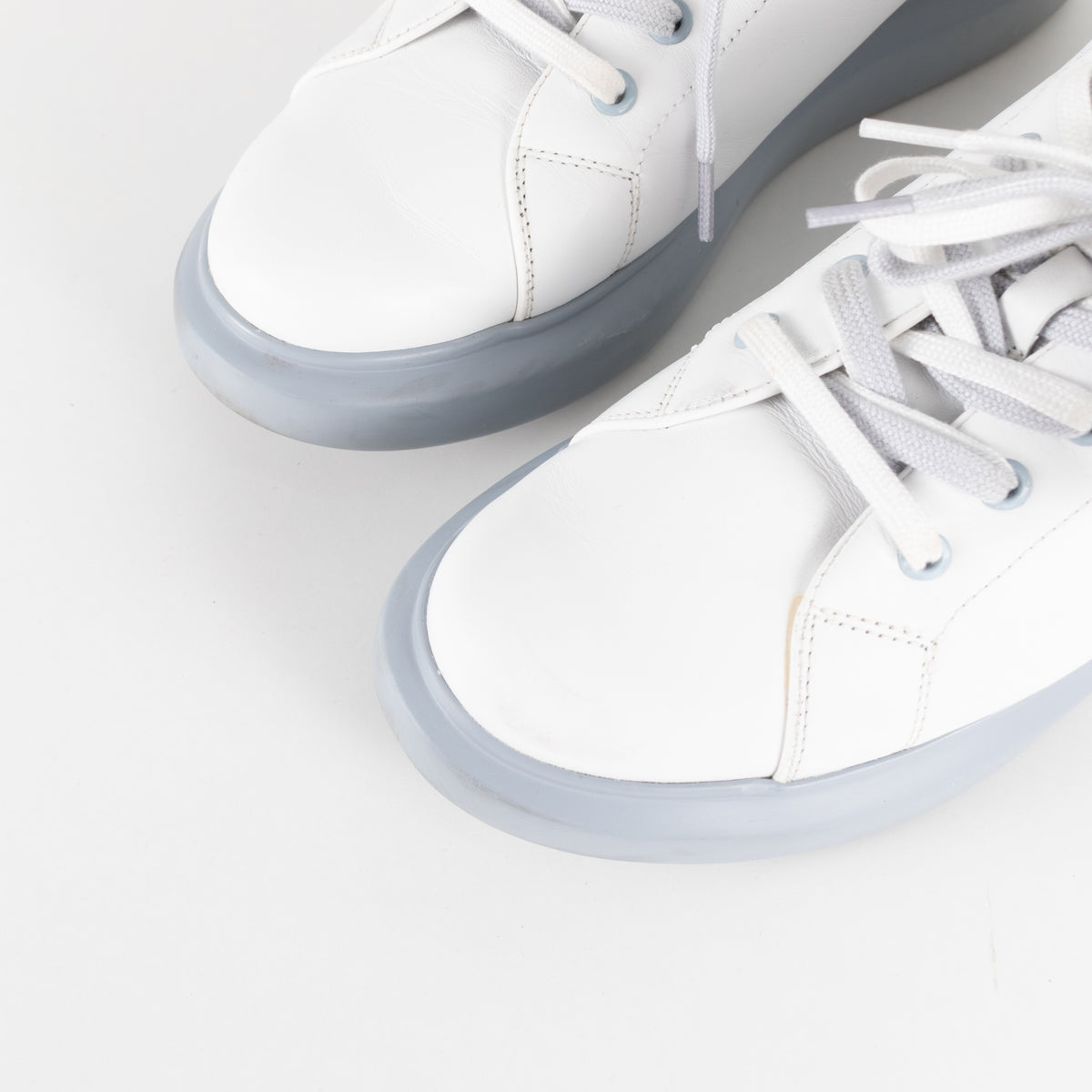 Love Moschino White Sneakers With Red Heart