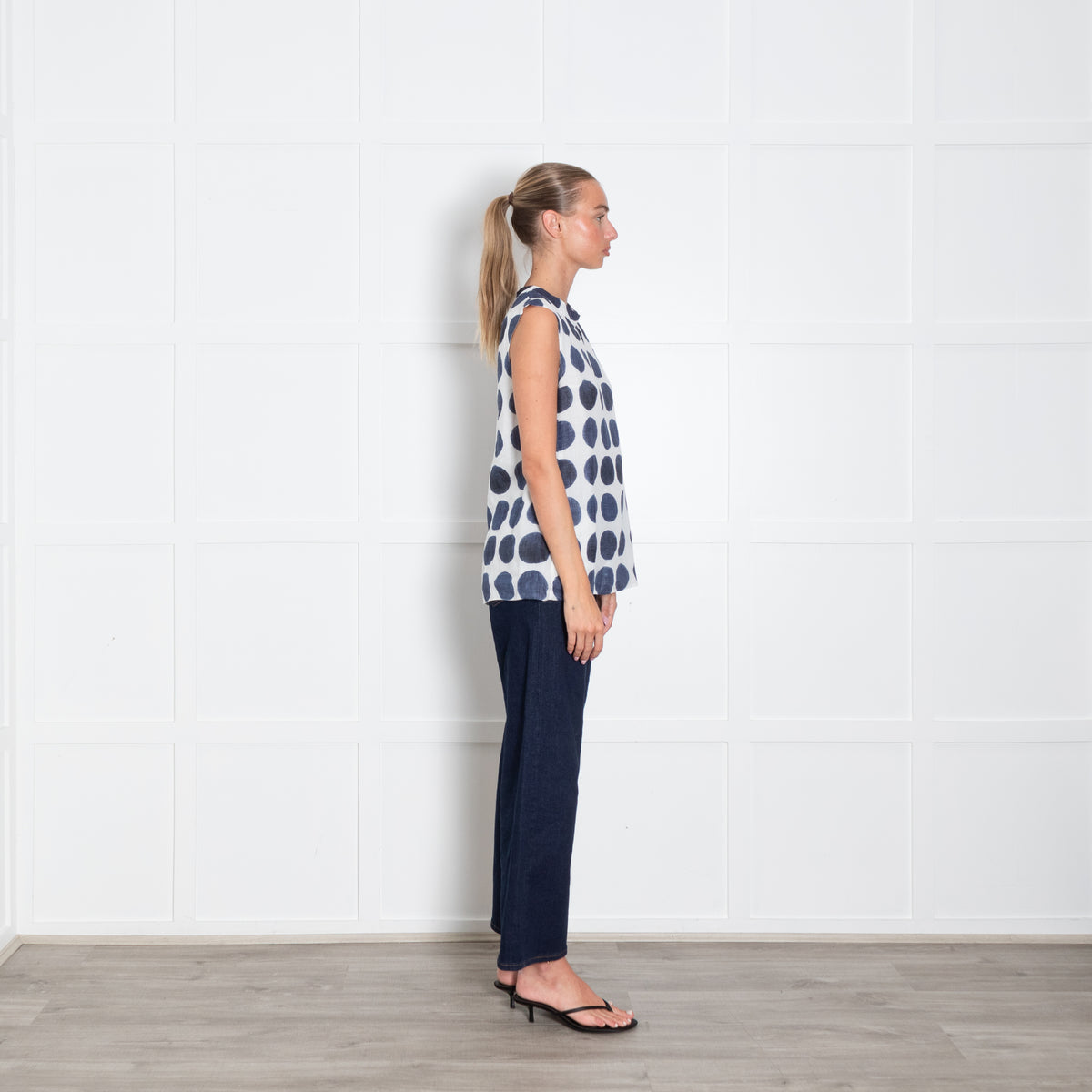 S Max Mara White Blue Circle Print Sleeveless Cotton Top