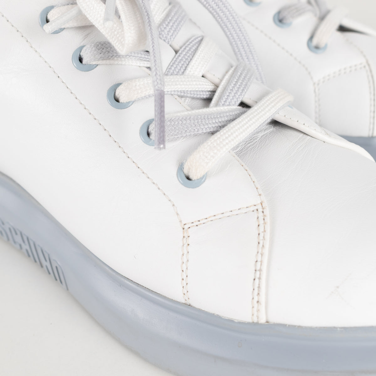 Love Moschino White Sneakers With Red Heart
