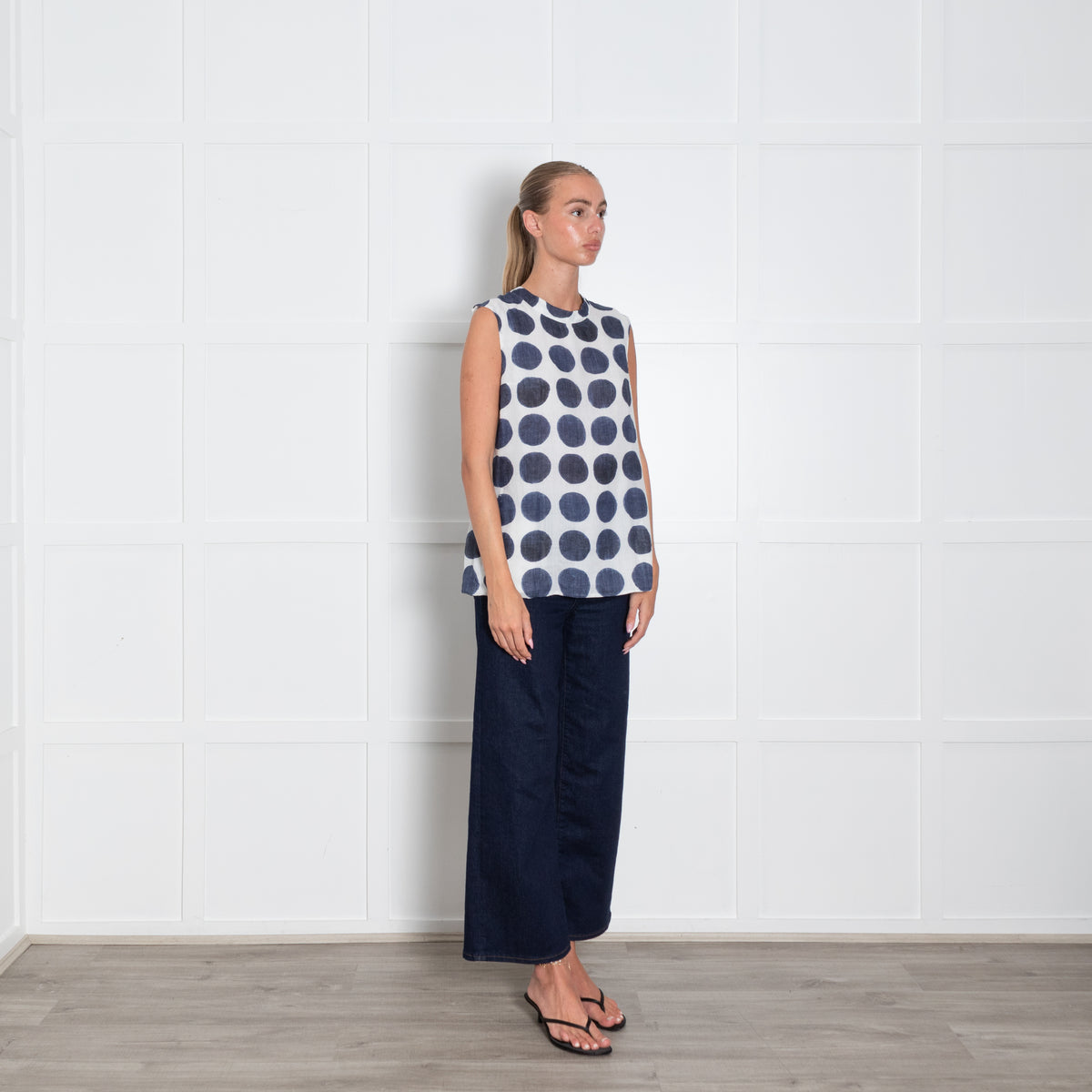 S Max Mara White Blue Circle Print Sleeveless Cotton Top