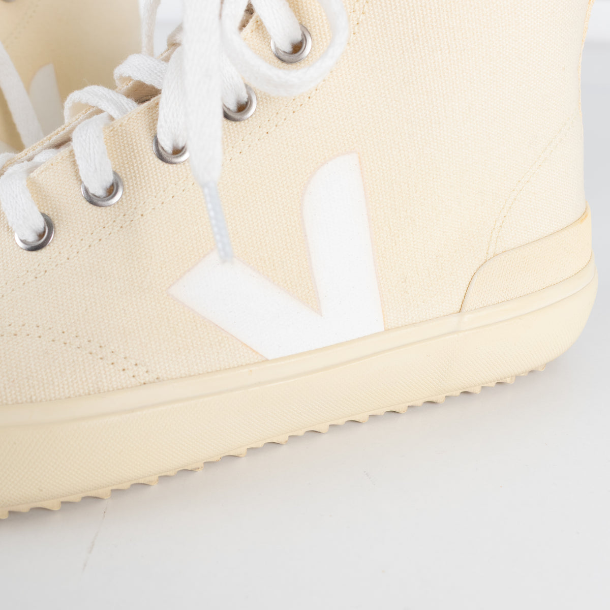 Veja Off White Canvas Logo High Top