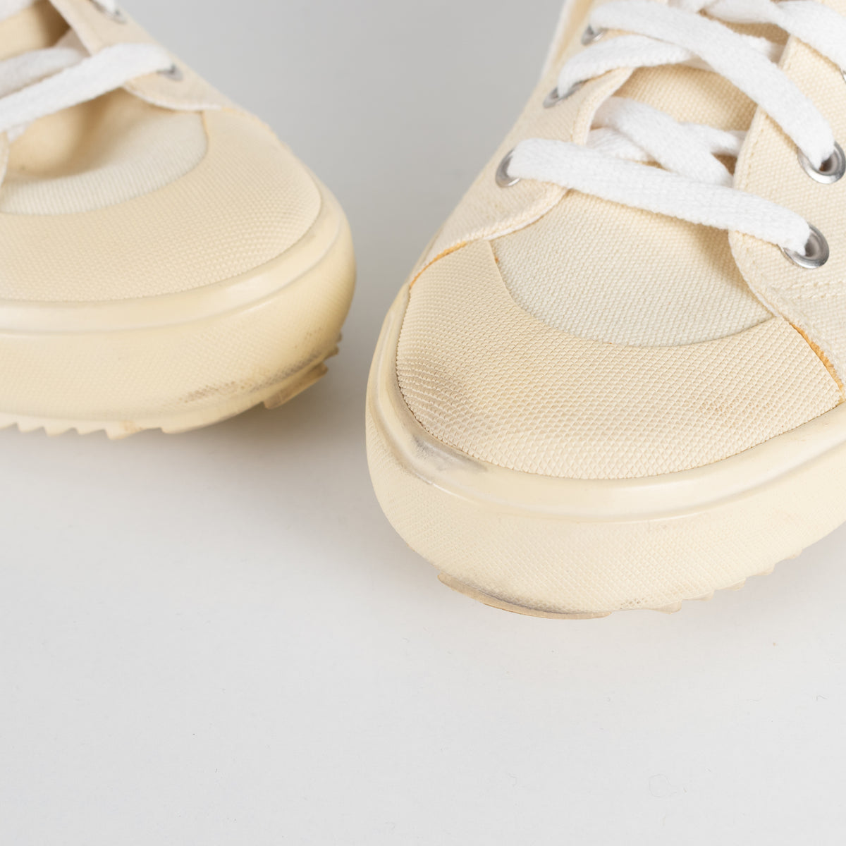 Veja Off White Canvas Logo High Top