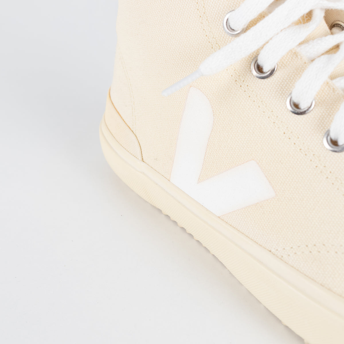 Veja Off White Canvas Logo High Top