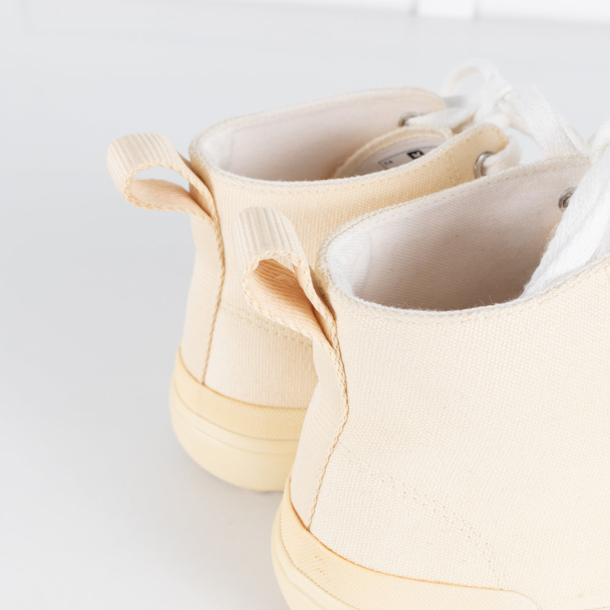 Veja Off White Canvas Logo High Top
