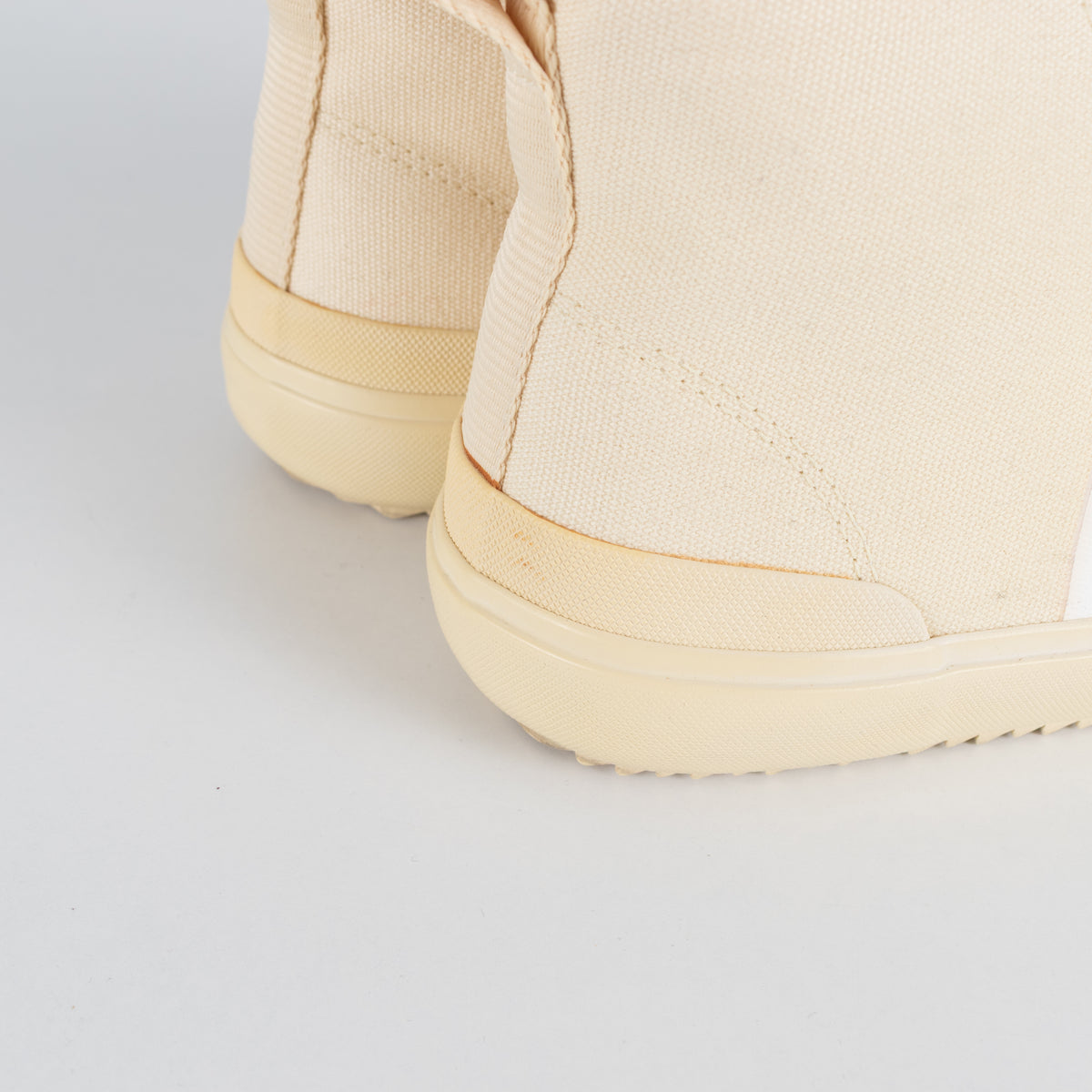 Veja Off White Canvas Logo High Top