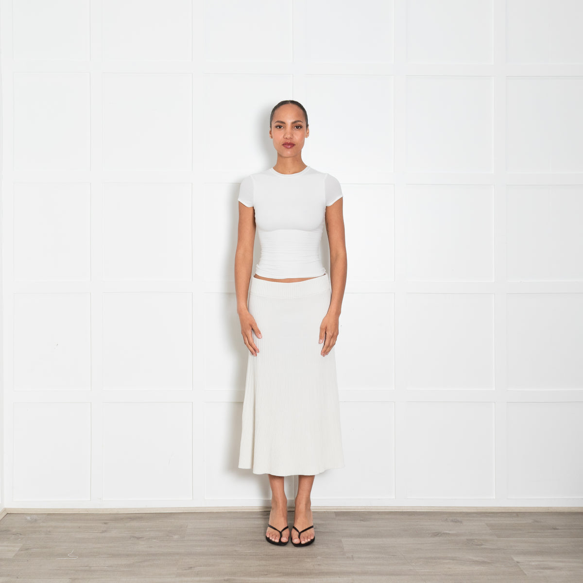 Sarah Pacini Cream Knit Skirt