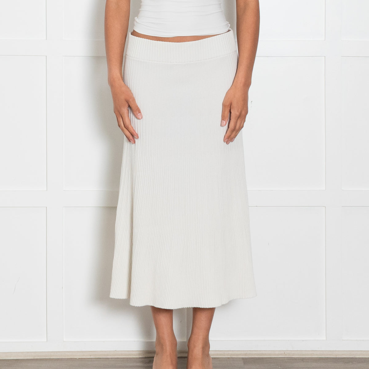Sarah Pacini Cream Knit Skirt