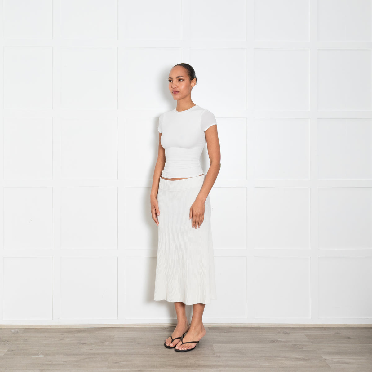 Sarah Pacini Cream Knit Skirt