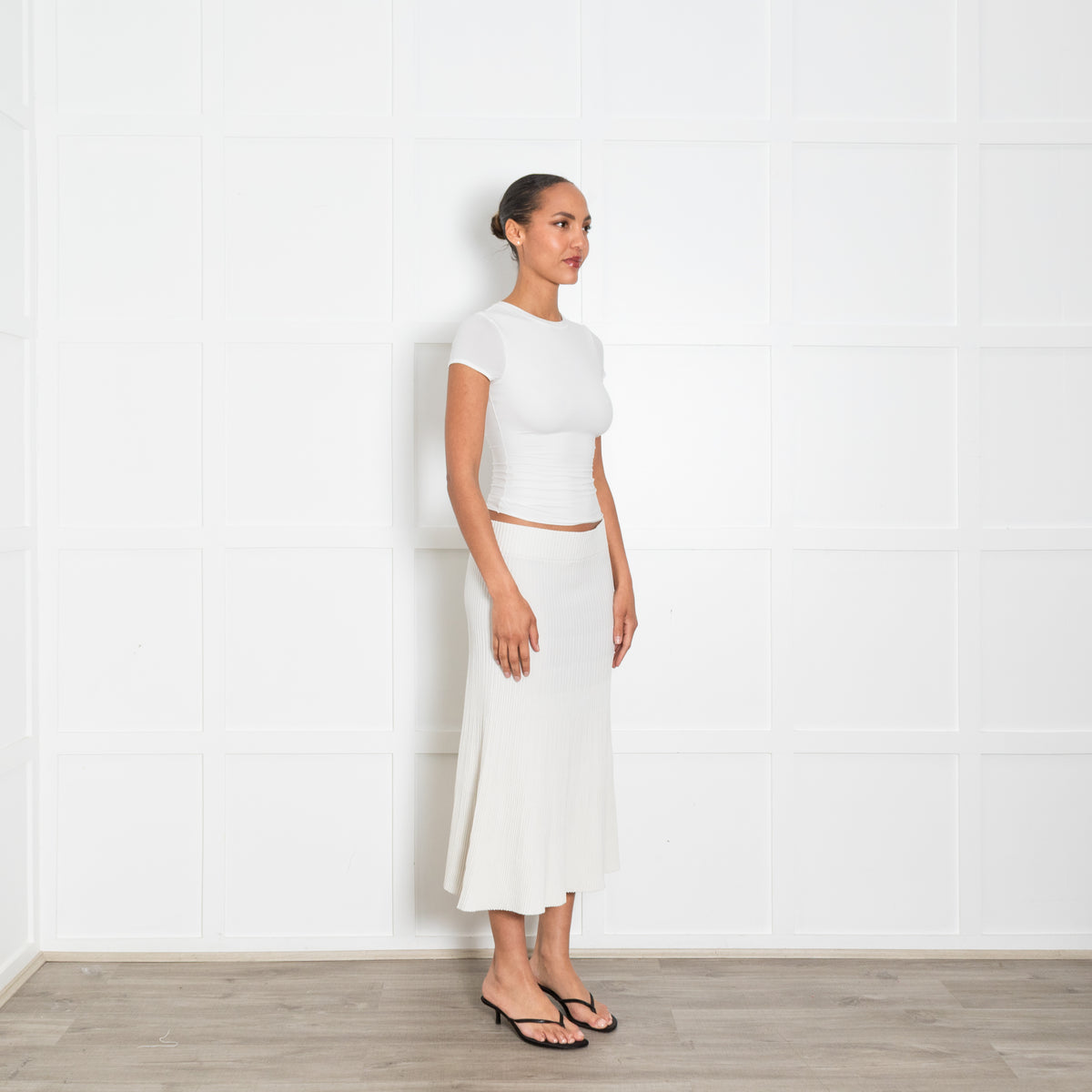 Sarah Pacini Cream Knit Skirt
