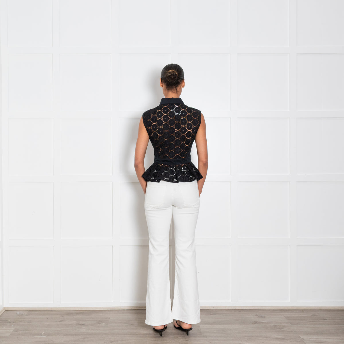 Strenesse Black Lace Sleeveless Shirt