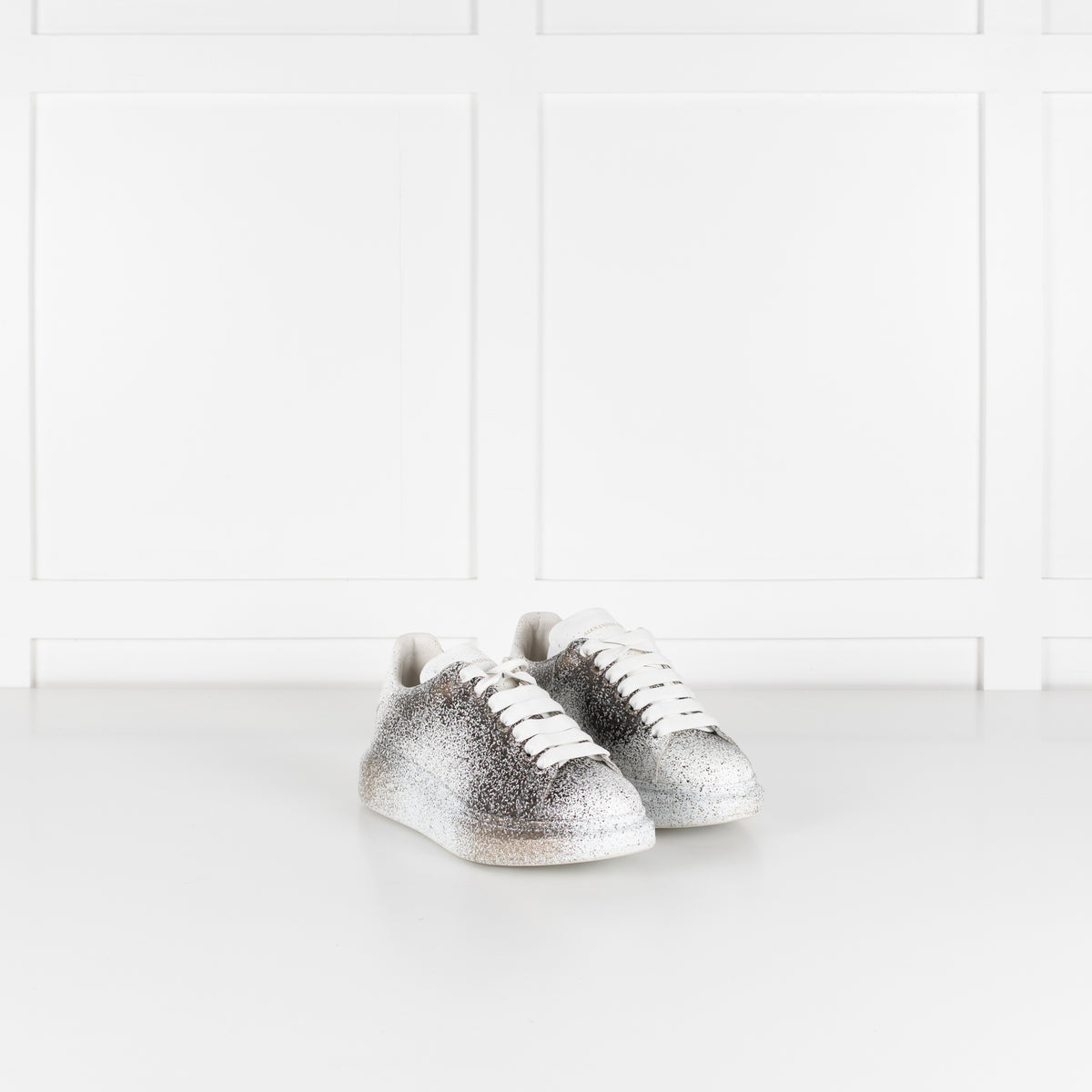 Alexander McQueen White Grey Metallic Design Leather Trainers