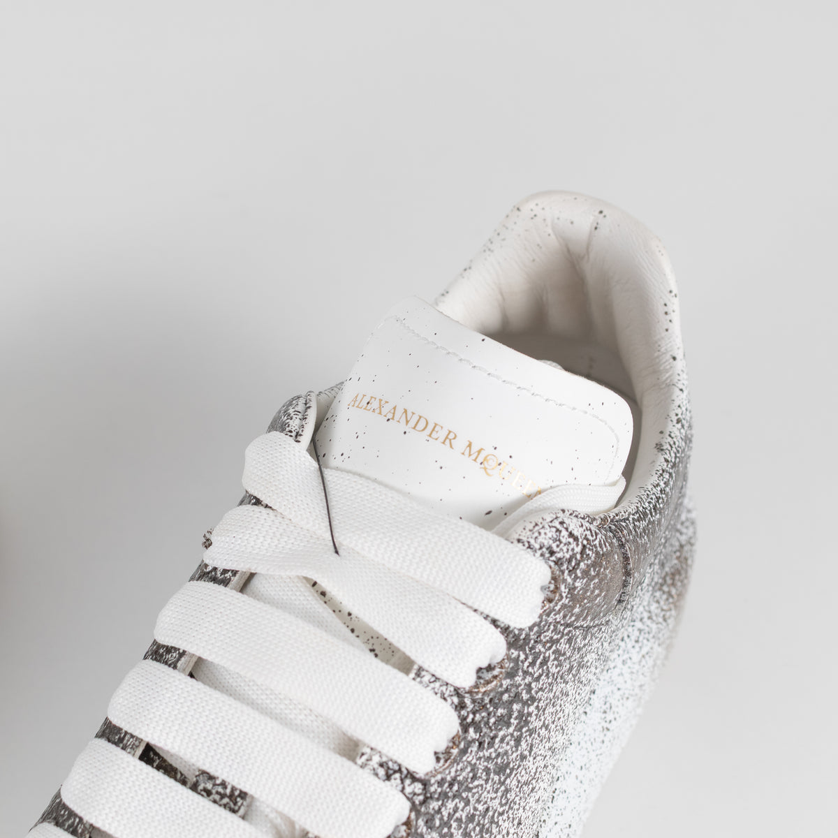 Alexander McQueen White Grey Metallic Design Leather Trainers