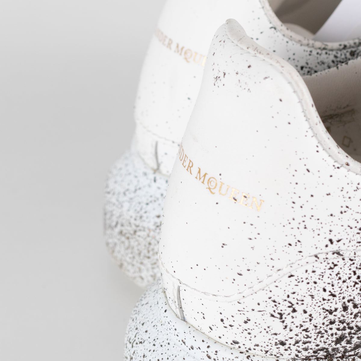 Alexander McQueen White Grey Metallic Design Leather Trainers