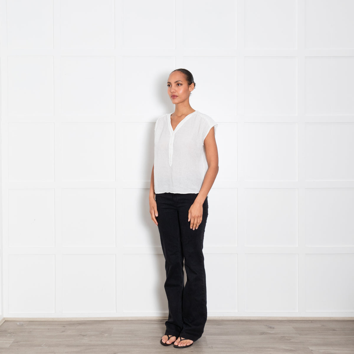 Masscob Crinkle White Short Sleeve Top