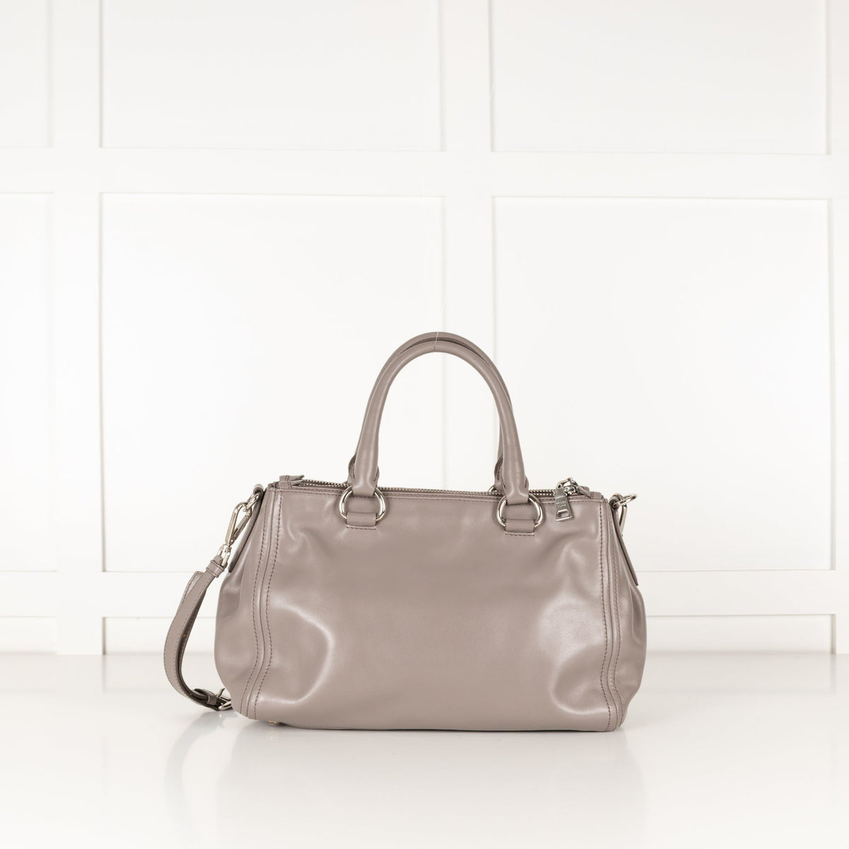 Prada Grey Leather Shoulder Strap Handbag - Image 6