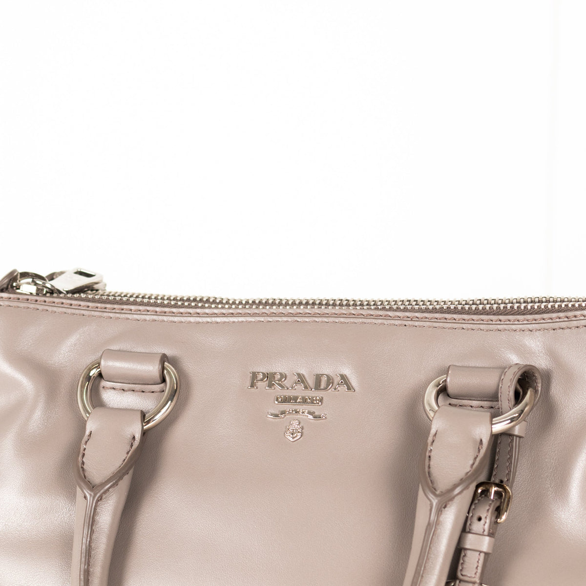 Prada Grey Leather Shoulder Strap Handbag - Image 9