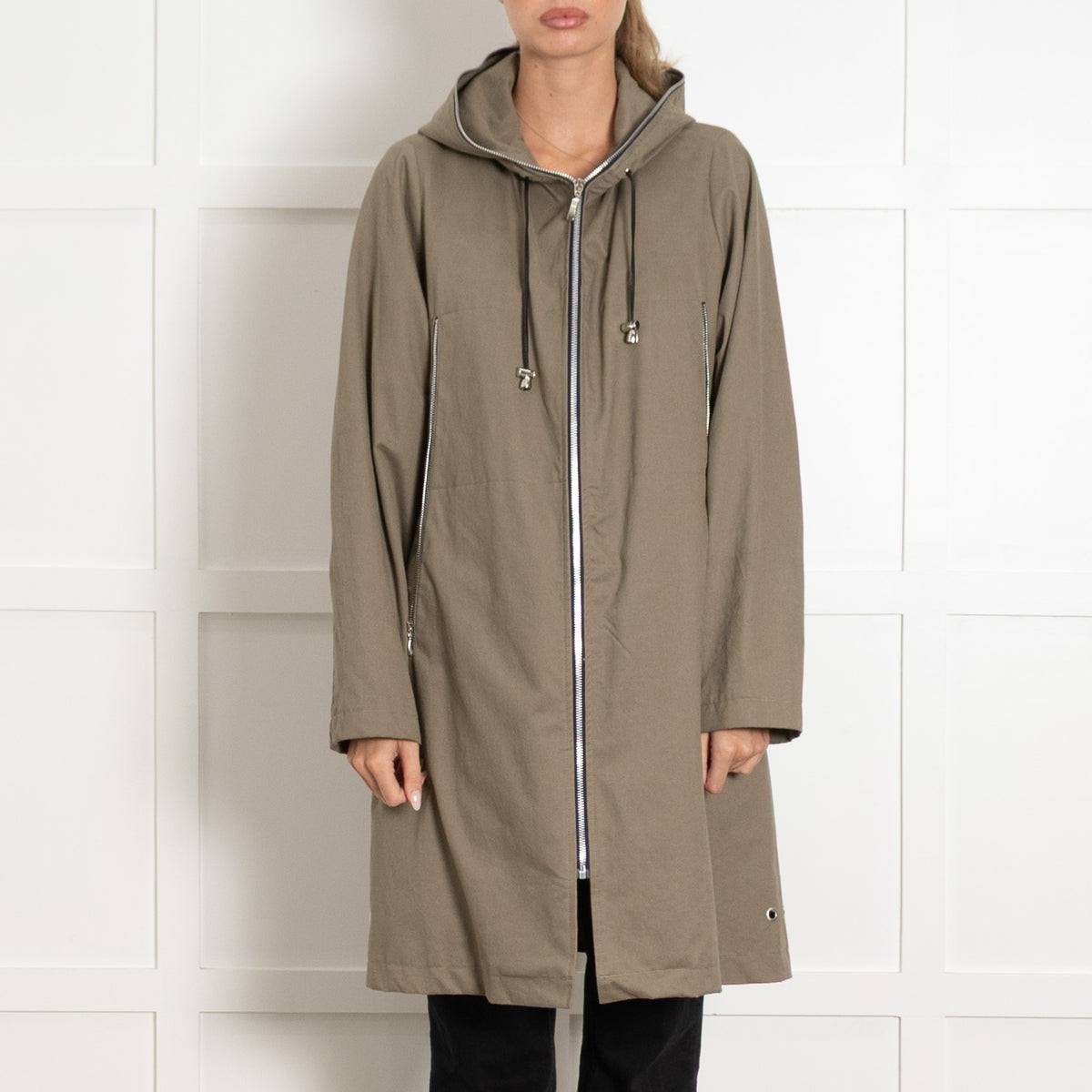 Pret Pour Partir Khaki Waterproof Brooklyn Parka With Removable Wool Lining - Image 2
