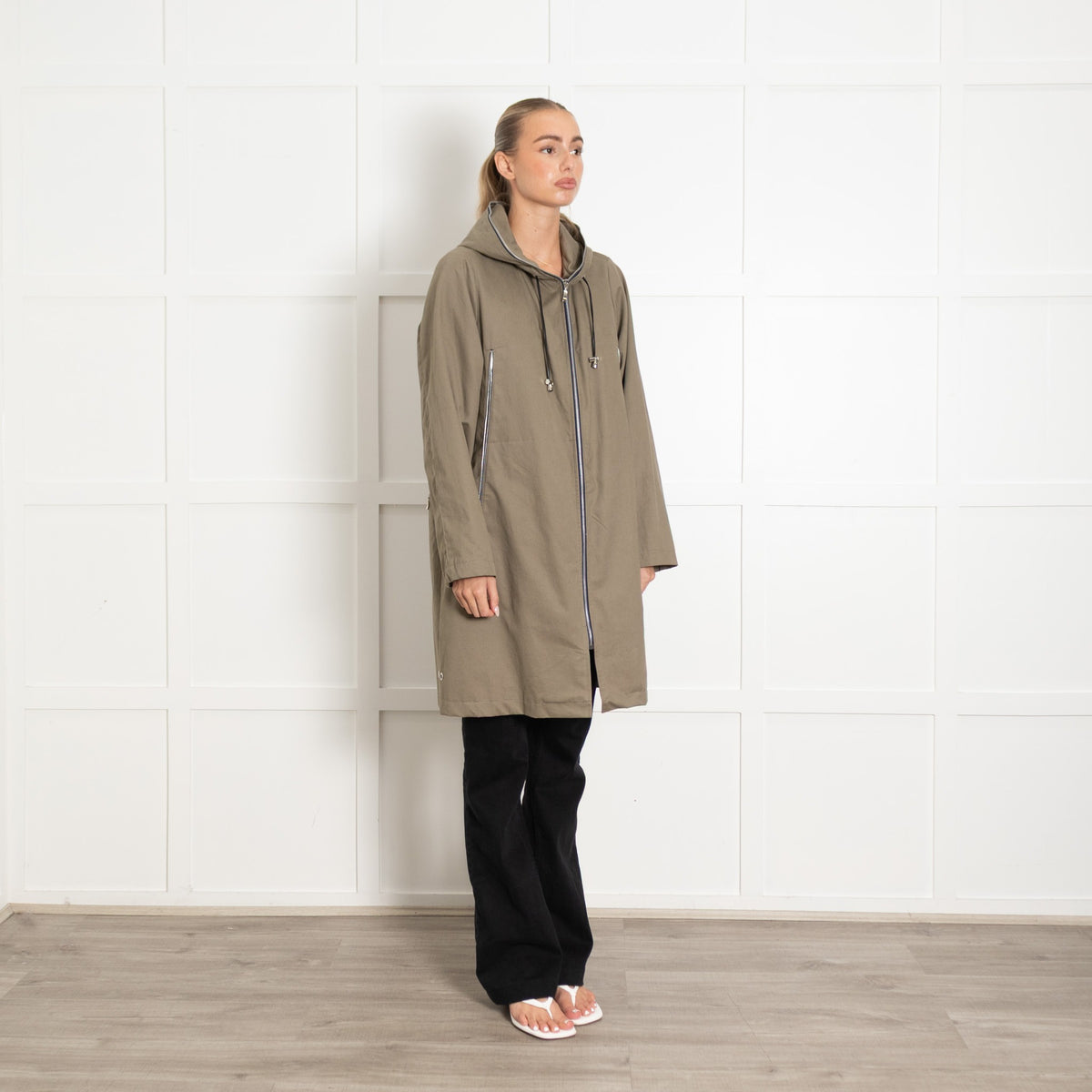 Pret Pour Partir Khaki Waterproof Brooklyn Parka With Removable Wool Lining - Image 7