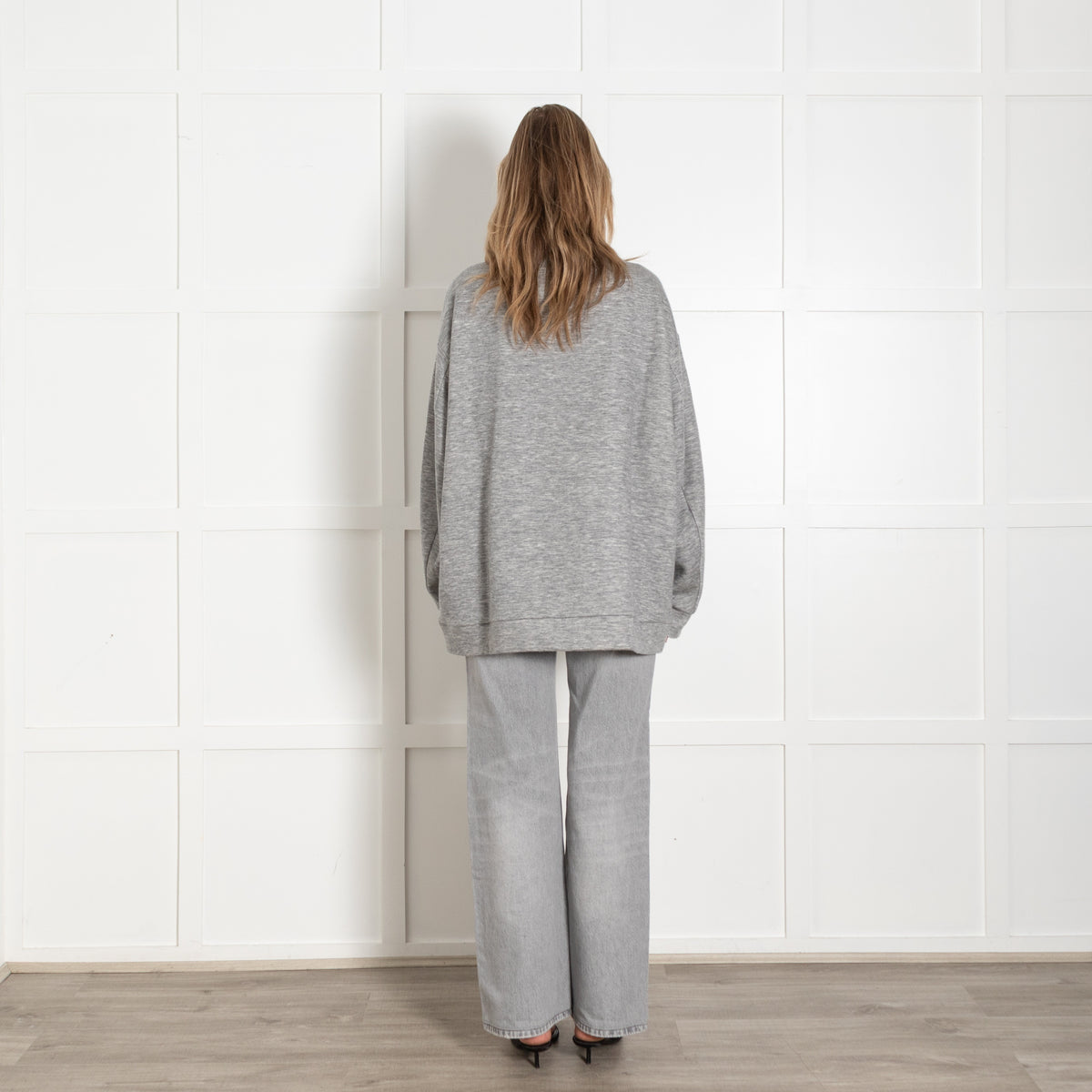 Raey Grey Cashmere Blend Crew Neck Long Sleeve Oversized Sweatshirt - Image 5