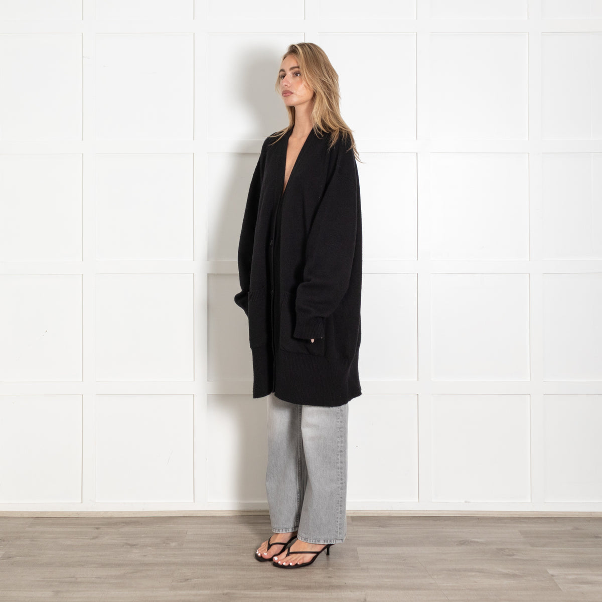 Raey Oversized Black Cashmere Long Cardigan - Image 3