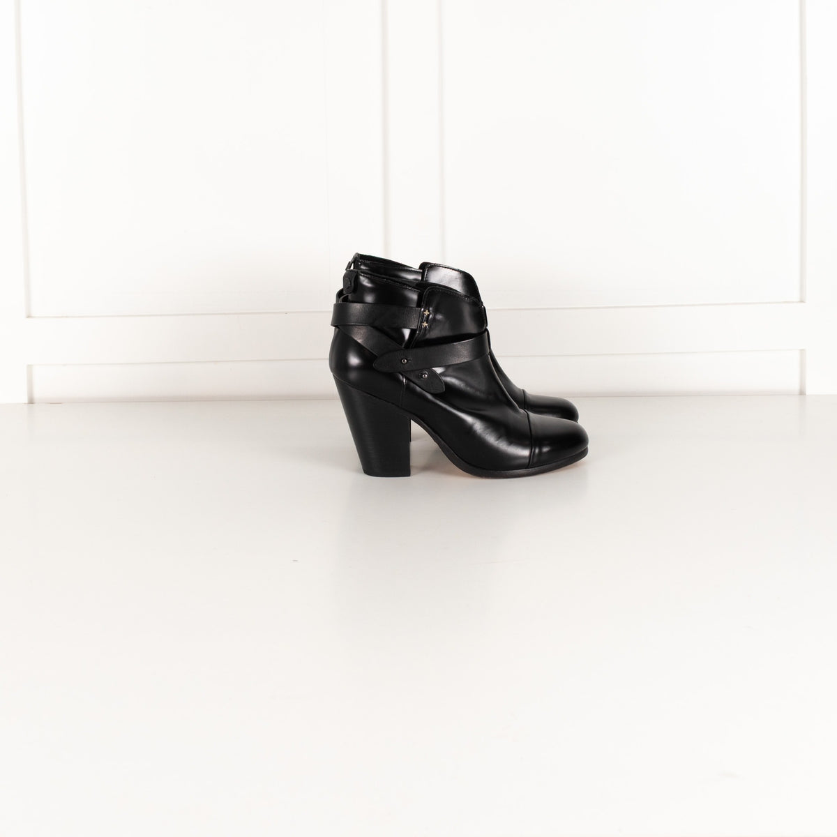 Rag & Bone Harrow Black Leather Ankle Boot - Image 5