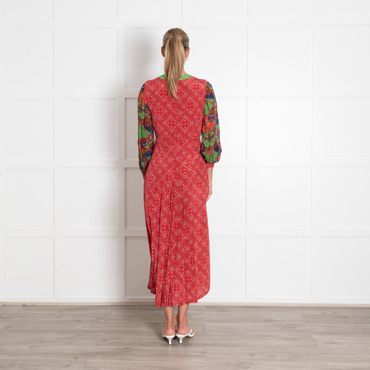 Rixo Red Paisley With Contrast Sleeves Dress - Image 5