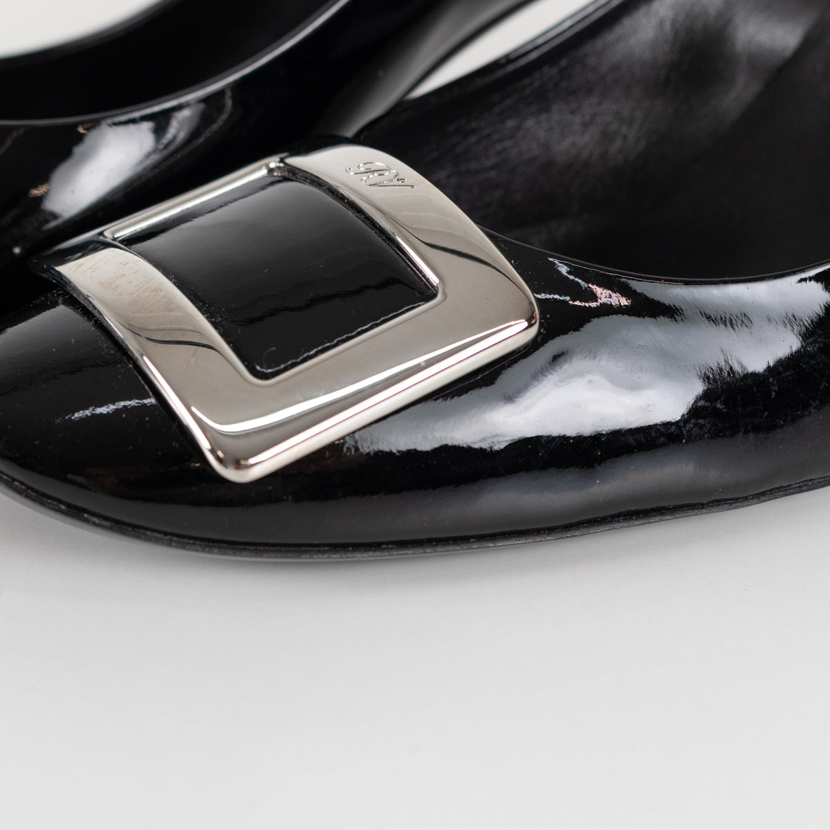 Roger Vivier Black Patent Leather Heeled Shoe - Image 15
