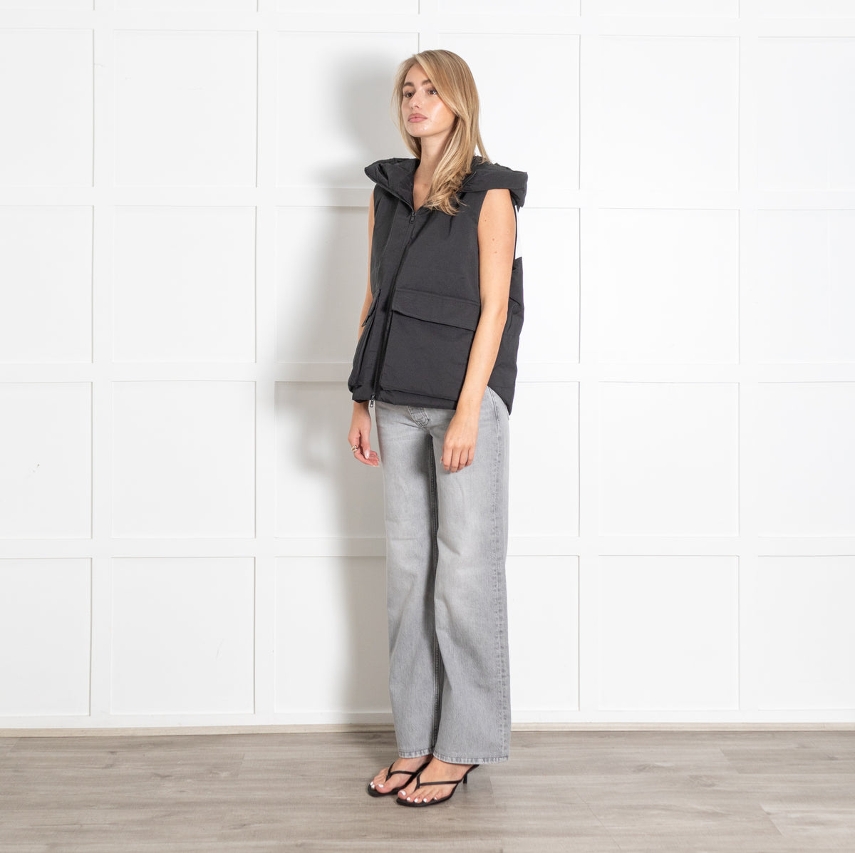 Black White Hooded Padded Gilet - Image 3